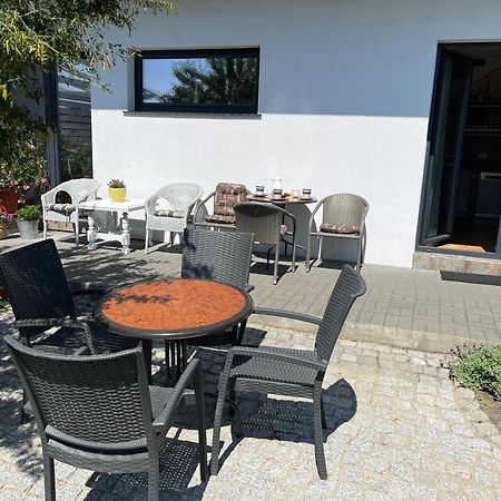 Dom W Trawach Apartamento Smoldzinski Las Exterior foto